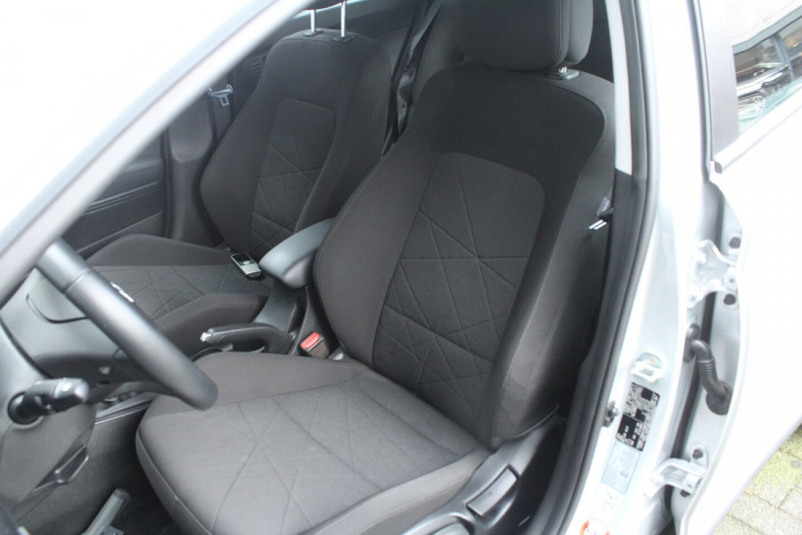 Hyundai Bayon 1.0 T-GDI 101pk Comfort Trekhaak NL-Auto NAP