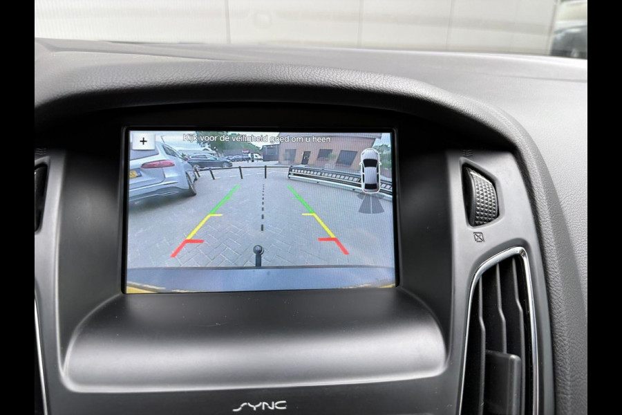 Ford Focus 125PK EcoB. ST-Line Trekhaak/Camera/Carplay-android/Navigatie/Cruise-control
