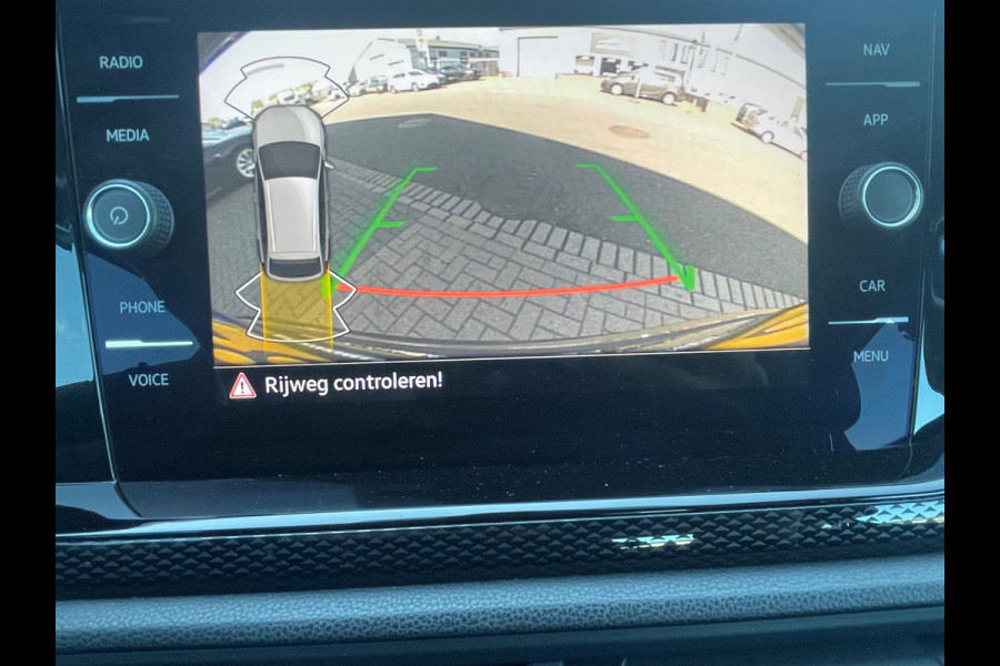Volkswagen Taigo 1.0 TSI Life Virtual|Camera