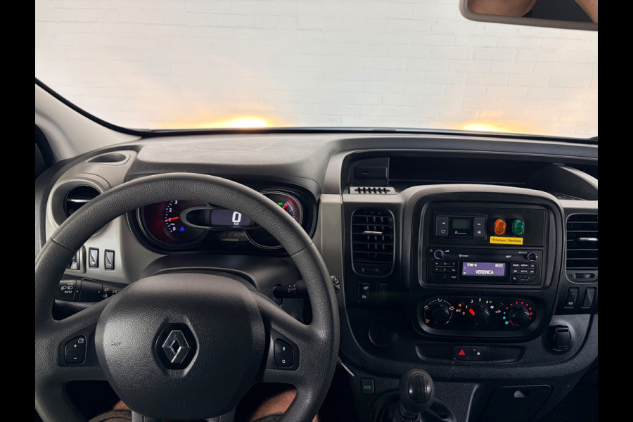 Renault Trafic Servicewagen 1.6 dCi euro6 T27 L1H1 Comfort Bott inrichting Victron v230 Standkachel Trekhaak RIJKLAARPRIJS!
