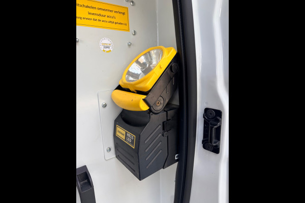 Renault Trafic Servicewagen 1.6 dCi euro6 T27 L1H1 Comfort Bott inrichting Victron v230 Standkachel Trekhaak RIJKLAARPRIJS!