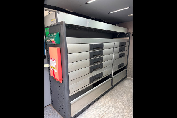 Renault Trafic Servicewagen 1.6 dCi euro6 T27 L1H1 Comfort Bott inrichting Victron v230 Standkachel Trekhaak RIJKLAARPRIJS!