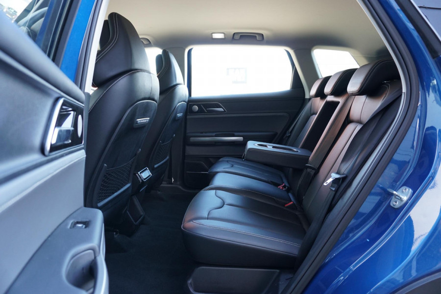 Aiways U5 63kWh Showroom + 360 CAMERA / DODEHOEK / APPLE CARPLAY