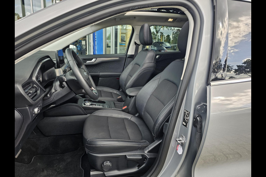 Ford Kuga 2.5 PHEV Titanium X | Panoramadak | Winter Pack | Adaptive cruise control | Head up Display | Camera | Dodehoeksensoren | Half leder | Bang&Olufsen