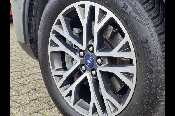 Ford Kuga 2.5 PHEV Titanium X | Panoramadak | Winter Pack | Adaptive cruise control | Head up Display | Camera | Dodehoeksensoren | Half leder | Bang&Olufsen