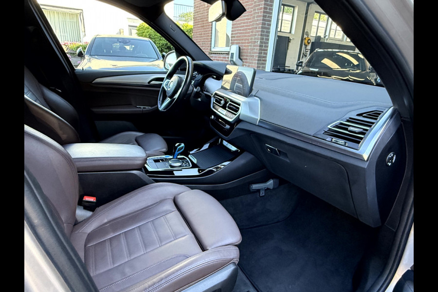 BMW iX3 High Executive M-Sport 80 kWh SOH 92.9%, Vol Opties!