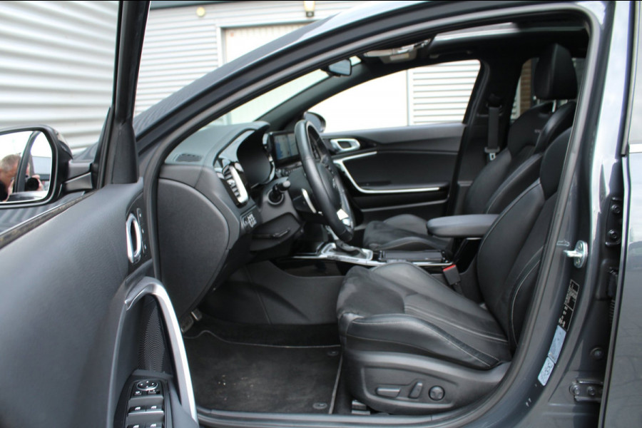 Kia ProCeed 1.5 T-GDI 160pk GT-PlusLine Panoramadak Trekhaak NL-Auto NAP