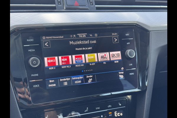 Volkswagen Passat Variant 1.4 TSI PHEV GTE Business | Navi, Carplay/Android, Camera, ACC, Pano, Stoelverw. | Dealeroh. |