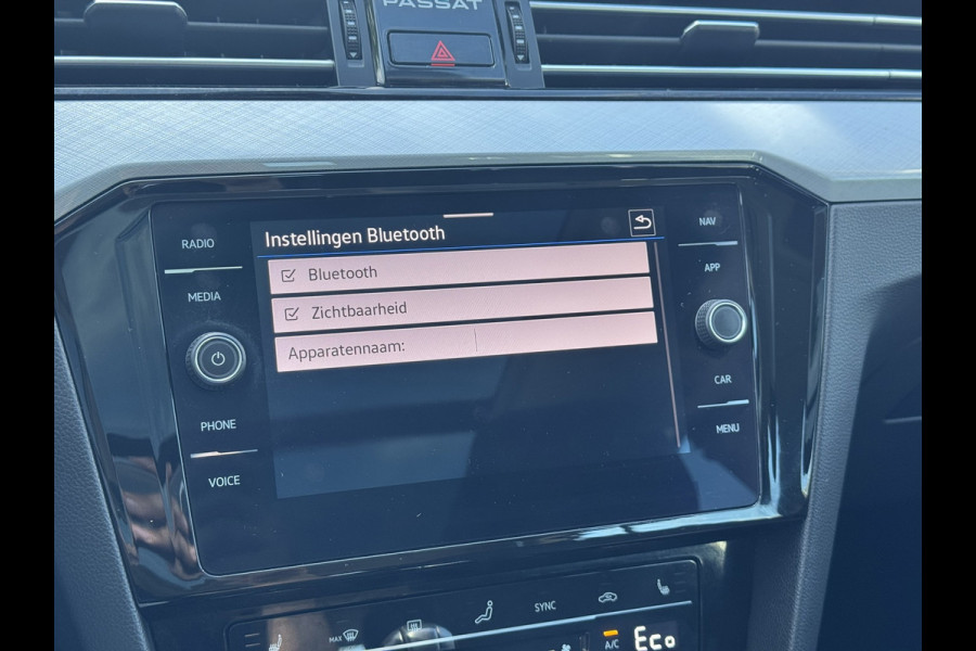 Volkswagen Passat Variant 1.4 TSI PHEV GTE Business | Navi, Carplay/Android, Camera, ACC, Pano, Stoelverw. | Dealeroh. |