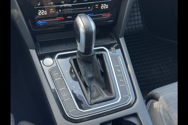Volkswagen Passat Variant 1.4 TSI PHEV GTE Business | Navi, Carplay/Android, Camera, ACC, Pano, Stoelverw. | Dealeroh. |