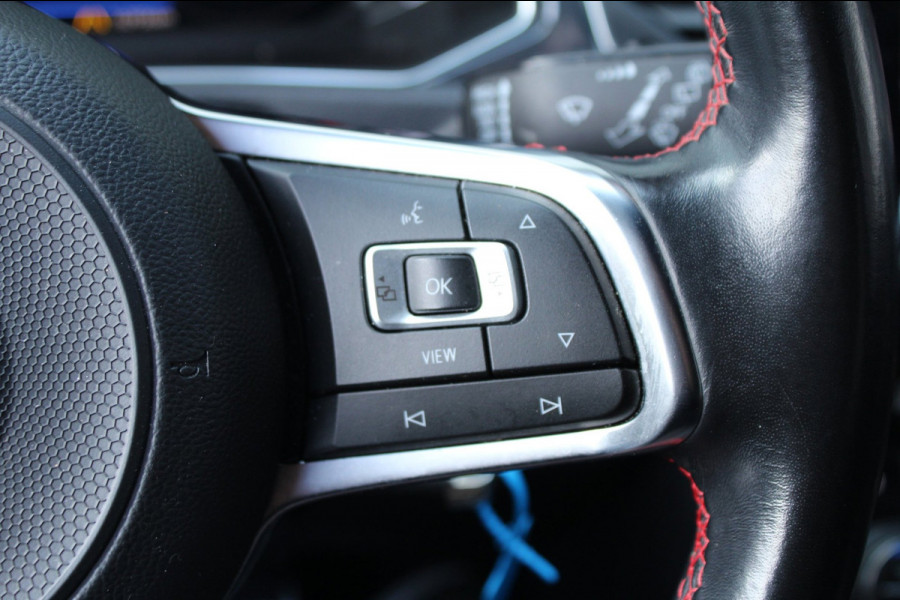 Volkswagen T-Roc 1.0 TSI 116pk Sport Trekhaak NL-Auto NAP