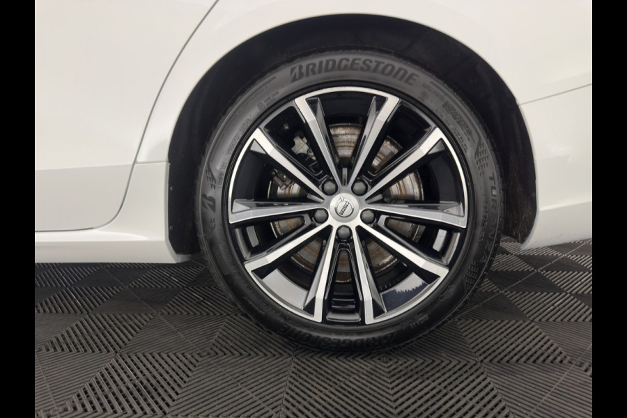 Volvo V60 2.0 T6 Core Bright AWD (Plug-In) {SoH-97%} (INCL-BTW)  Aut. *FULL-LED | DIGI-COCKPIT | CAMERA | HEATED-COMFORTSEATS | KEYLESS | DAB | PRIVACY-GLASS | CARPLAY | NAVI-FULLMAP | TOWBAR | 18''ALU*