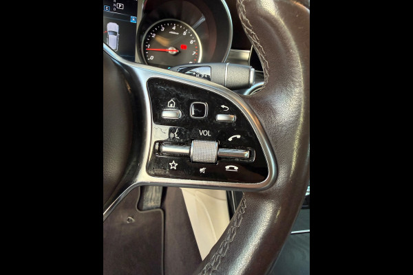 Mercedes-Benz GLC 200 Business Solution