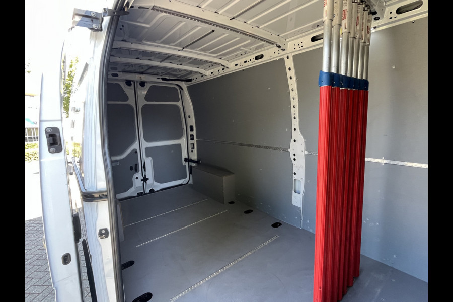 Renault Master T35 2.3 dCi 150 L3H2 Energy 150pk | Geveerde stoel | Camera | Cruise | Airco |