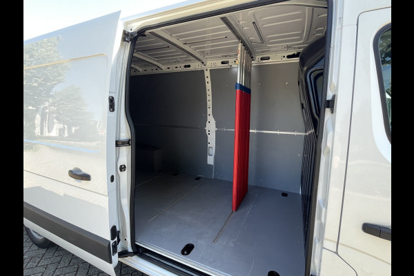 Renault Master T35 2.3 dCi 150 L3H2 Energy 150pk | Geveerde stoel | Camera | Cruise | Airco |