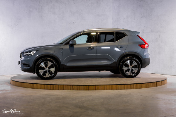 Volvo XC40 1.5 T4 Recharge Inscription Expression | Panorama dak | Adaptieve cruise | Blis | Harman Kardon |