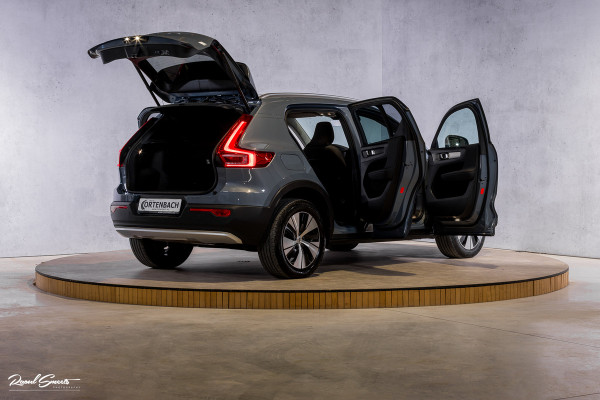 Volvo XC40 1.5 T4 Recharge Inscription Expression | Panorama dak | Adaptieve cruise | Blis | Harman Kardon |