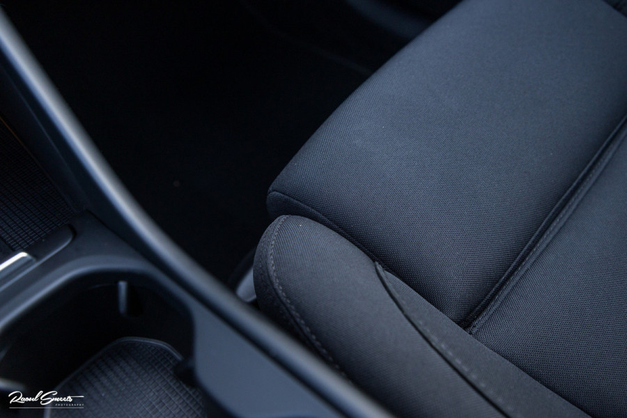 Volvo XC40 1.5 T4 Recharge Inscription Expression | Panorama dak | Adaptieve cruise | Blis | Harman Kardon |