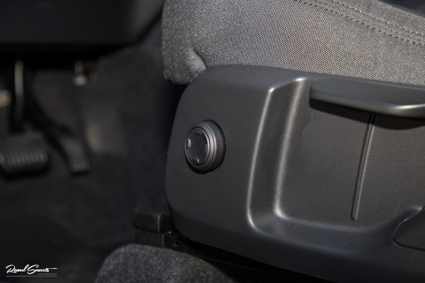 Volvo XC40 1.5 T4 Recharge Inscription Expression | Panorama dak | Adaptieve cruise | Blis | Harman Kardon |