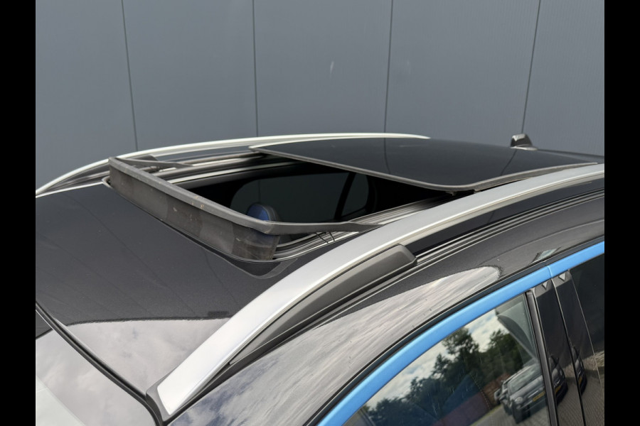 Lynk & Co 01 1.5 | Panoramadak | 360 camera | Kantel/schuifdak | memory seats | Apple carplay/Android Auto