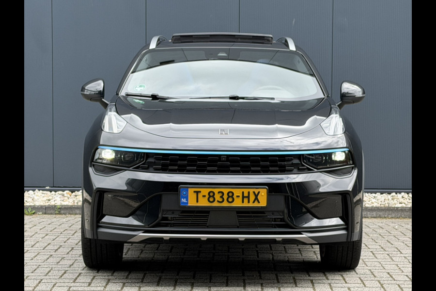 Lynk & Co 01 1.5 | Panoramadak | 360 camera | Kantel/schuifdak | memory seats | Apple carplay/Android Auto