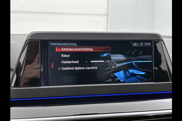 BMW 5 Serie 530e iPerformance High Executive(Dealer OnderH, Camera, StoelV, SfeerV, Navi, Etc)