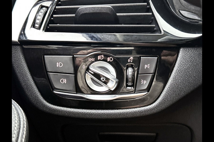 BMW 5 Serie 530e iPerformance High Executive(Dealer OnderH, Camera, StoelV, SfeerV, Navi, Etc)