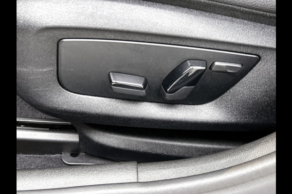 BMW 5 Serie 530e iPerformance High Executive(Dealer OnderH, Camera, StoelV, SfeerV, Navi, Etc)