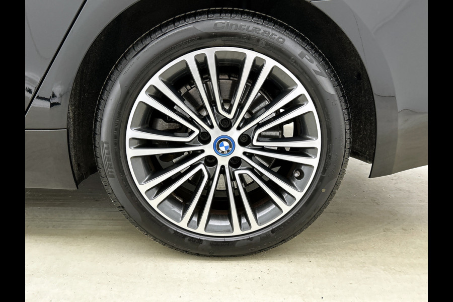 BMW 5 Serie 530e iPerformance High Executive(Dealer OnderH, Camera, StoelV, SfeerV, Navi, Etc)