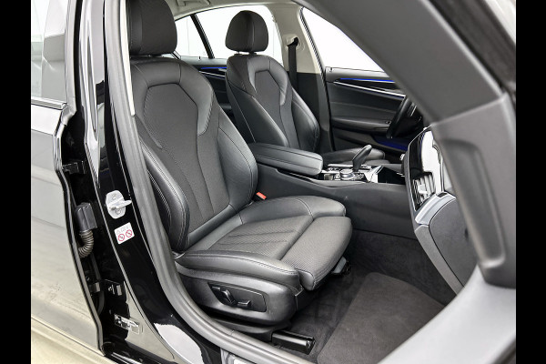 BMW 5 Serie 530e iPerformance High Executive(Dealer OnderH, Camera, StoelV, SfeerV, Navi, Etc)