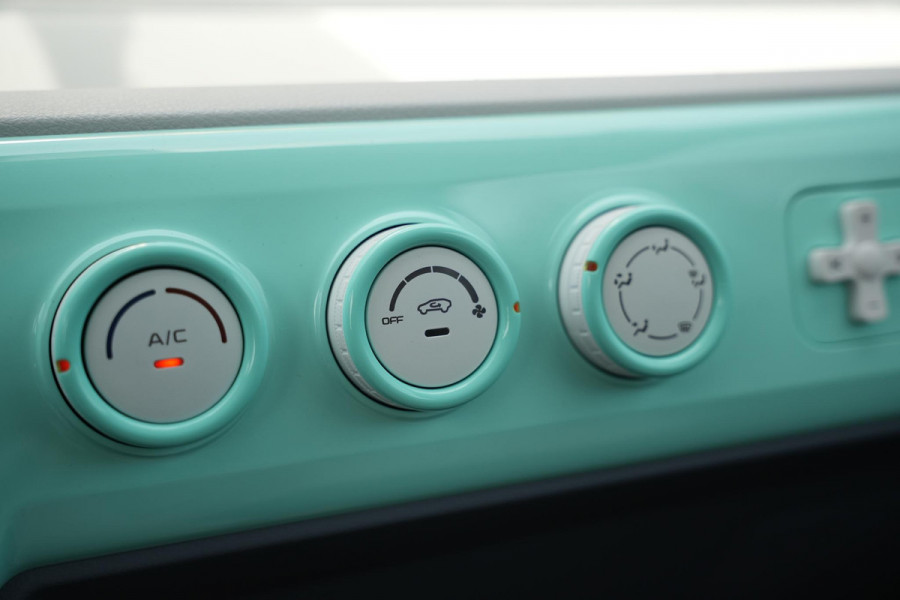 Bontu Mango Airco Radio/Bluetooth Camera 4 zitplaatsen