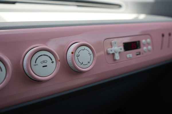 Bontu Mango Airco Radio/Bluetooth Camera 4 zitplaatsen