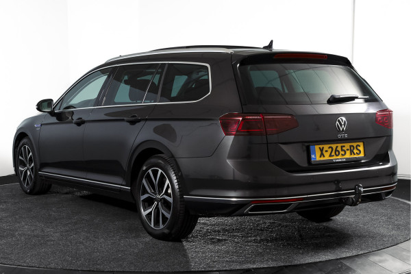 Volkswagen Passat Variant 1.4 TSI PHEV GTE Business Automaat | S/K-Panodak | Adapt. Cruise | Stoel-+Stuurverw. | PDC | 360 Camera | NAV + App. Connect | ECC | Elek. Trekhaak | Elek. Klep | LM 17" |