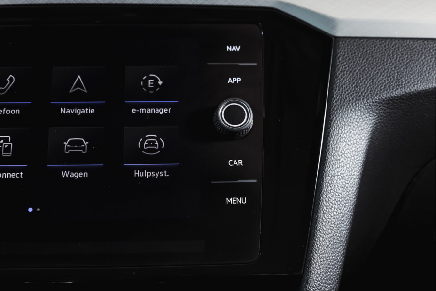 Volkswagen Passat Variant 1.4 TSI PHEV GTE Business Automaat | S/K-Panodak | Adapt. Cruise | Stoel-+Stuurverw. | PDC | 360 Camera | NAV + App. Connect | ECC | Elek. Trekhaak | Elek. Klep | LM 17" |