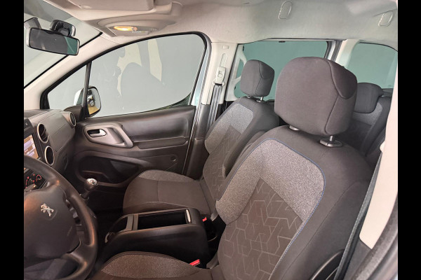 Peugeot Partner Tepee 1.2 PureTech Allure | Navigatie | Trekhaak | Distrb vernieuwd.