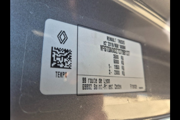 Renault Master 150.35 Red Edition L2H2 Trekhaak 2500 Kg BPM Vrij 12-2024