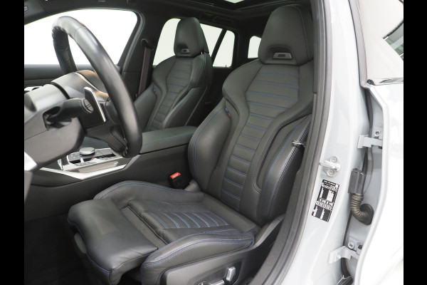 BMW 3 Serie Touring 320i M Sport Pro Brooklyn Grey | M Pro Stoelen | Panoramadak | Harman/Kardon | Carbon | Camera | Memory | Sfeerlicht