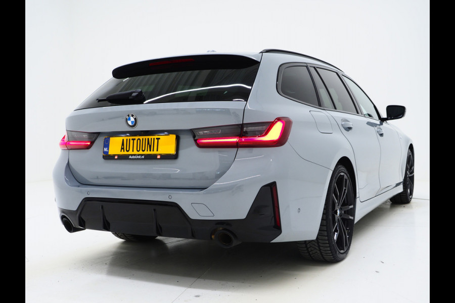 BMW 3 Serie Touring 320i M Sport Pro Brooklyn Grey | M Pro Stoelen | Panoramadak | Harman/Kardon | Carbon | Camera | Memory | Sfeerlicht