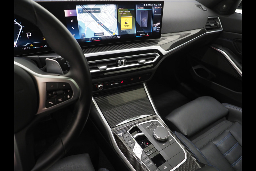 BMW 3 Serie Touring 320i M Sport Pro Brooklyn Grey | M Pro Stoelen | Panoramadak | Harman/Kardon | Carbon | Camera | Memory | Sfeerlicht