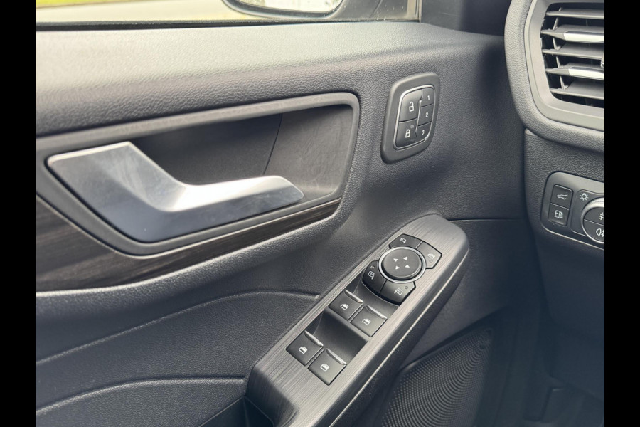 Ford Kuga 2.5 PHEV Vignale | 98.000 KM | Trekhaak | Volledig lederen interieur | Driver Pack |