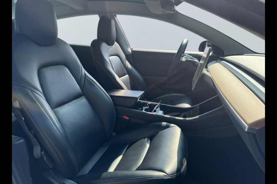 Tesla Model 3 LONG RANGE AWD 75 kWh 360CAMERA/NAVI/LEDER/PANORAMADAK