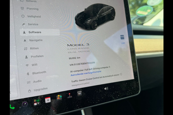 Tesla Model 3 LONG RANGE AWD 75 kWh 360CAMERA/NAVI/LEDER/PANORAMADAK