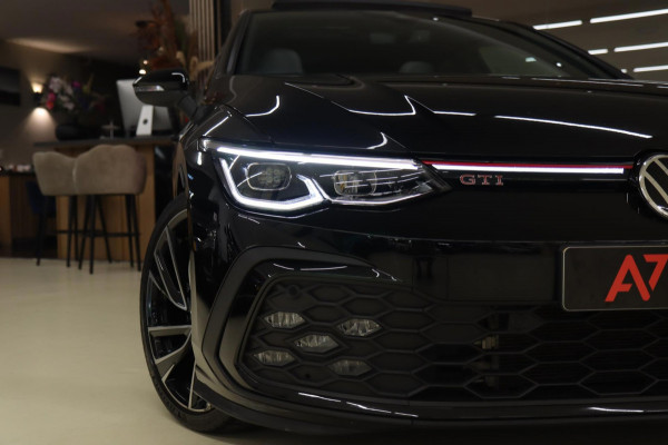 Volkswagen Golf 2.0 TSI GTI PANO/H&K/IQ-LIGHT/KEYLESS/CARPLAY/CAM/VOLL
