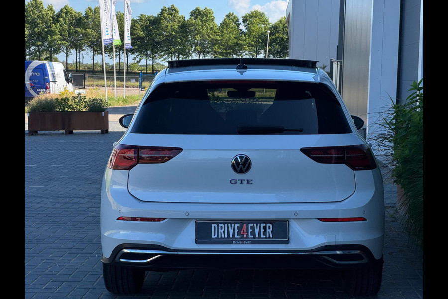 Volkswagen Golf 1.4 eHybrid GTE 245pk FULL PANO|NAVI|CAMERA|IQ LIGHT|LED|CARPLAY|BLINDSPOT