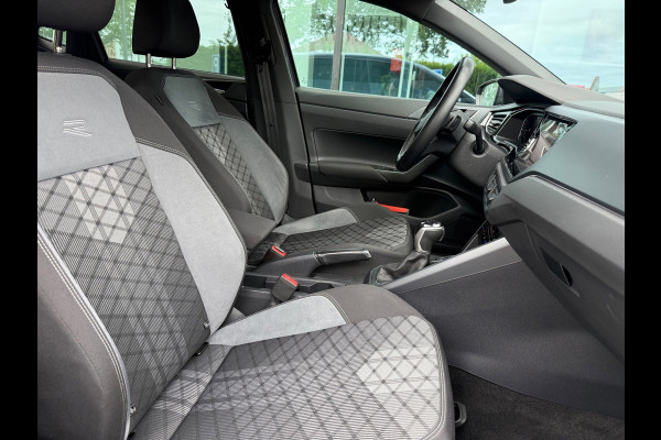 Volkswagen Polo 1.0 TSI R-Line - Automaat - Navi - Camera - LED - Climate - Org.nl