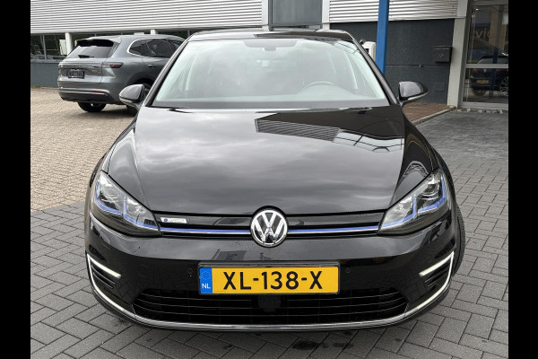 Volkswagen e-Golf e-Golf 136pk | SOH 88,7% | Virtual Cockpit | Stoelverwarming | Adaptive Cruise | Camera |