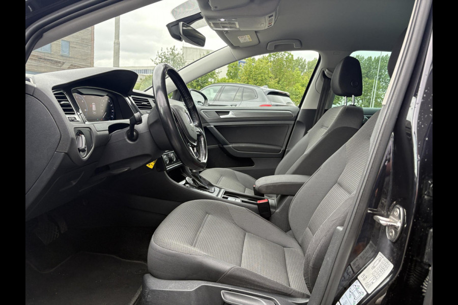 Volkswagen e-Golf e-Golf 136pk | SOH 88,7% | Virtual Cockpit | Stoelverwarming | Adaptive Cruise | Camera |