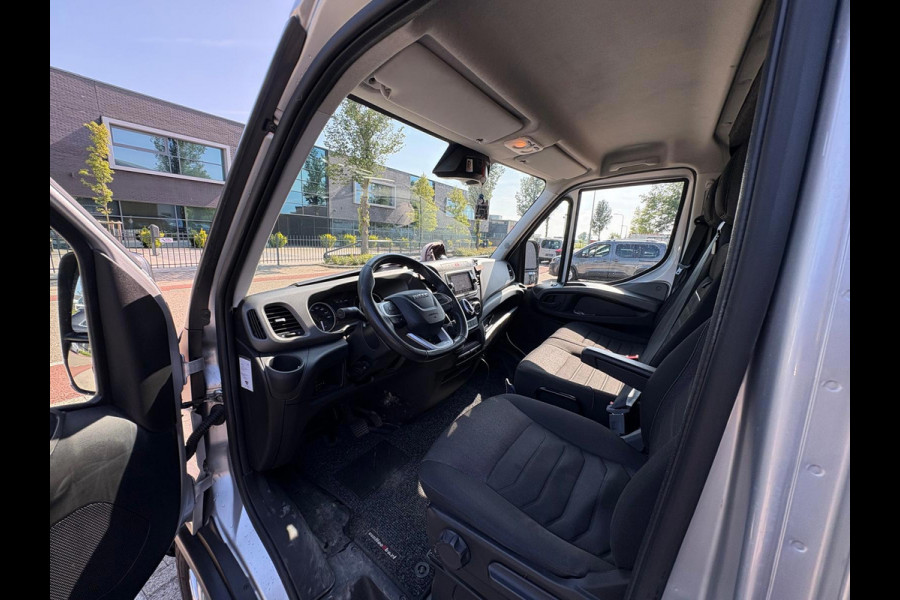 Iveco Daily 35S18HV 3.0 352L H3 UNIEK! TREKHAAK! 3500kg