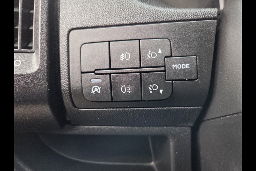 Citroën Jumper / Peugeot Boxer 140 PK Lowliner Laadklep / Oprijklep Lage instap Airco Cruisecontrol