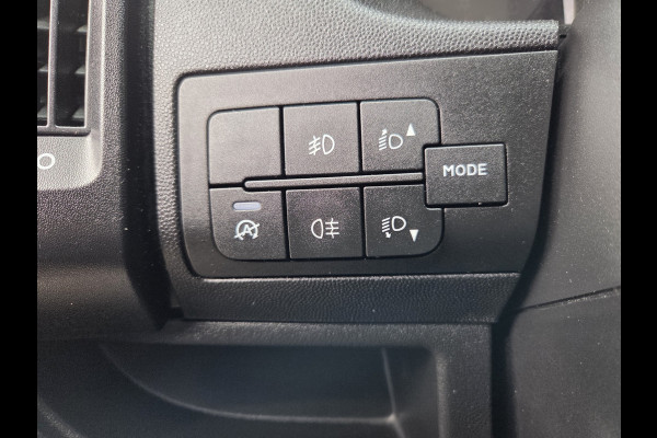 Citroën Jumper / Peugeot Boxer 140 PK Lowliner Laadklep / Oprijklep Lage instap Airco Cruisecontrol